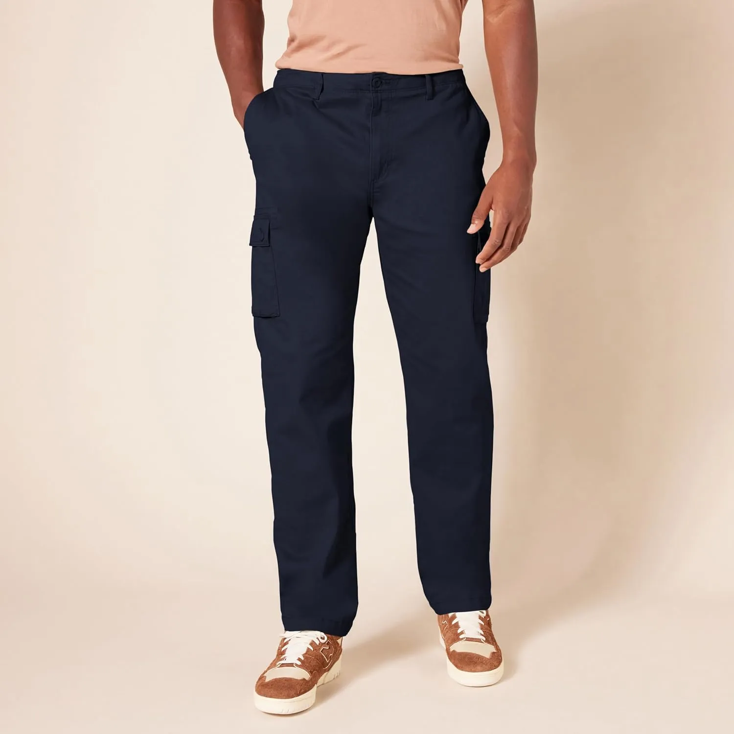 Amazon Essentials Men's Straight-Fit Stretch Cargo Pant (Available in Big & Tall)
