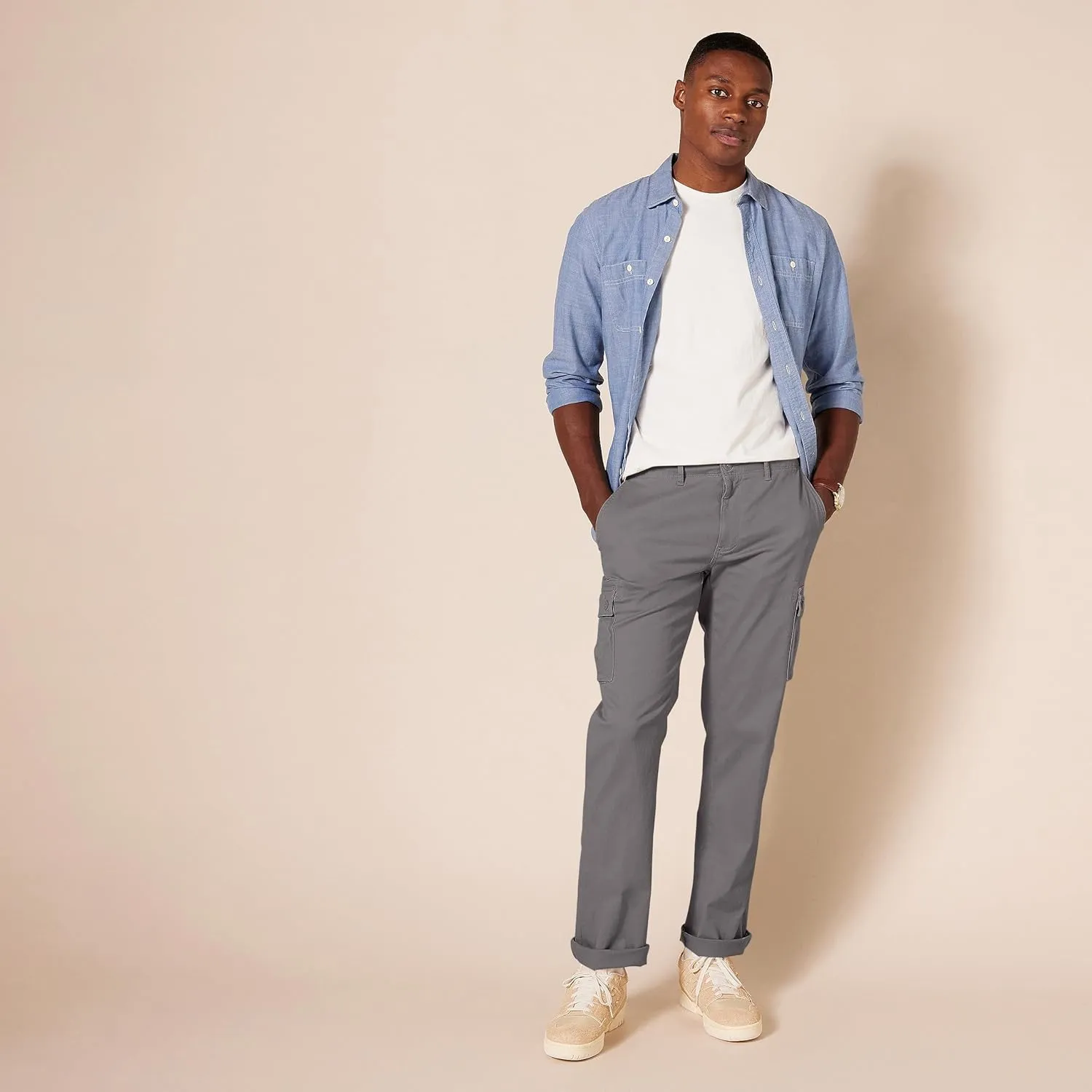 Amazon Essentials Men's Straight-Fit Stretch Cargo Pant (Available in Big & Tall)