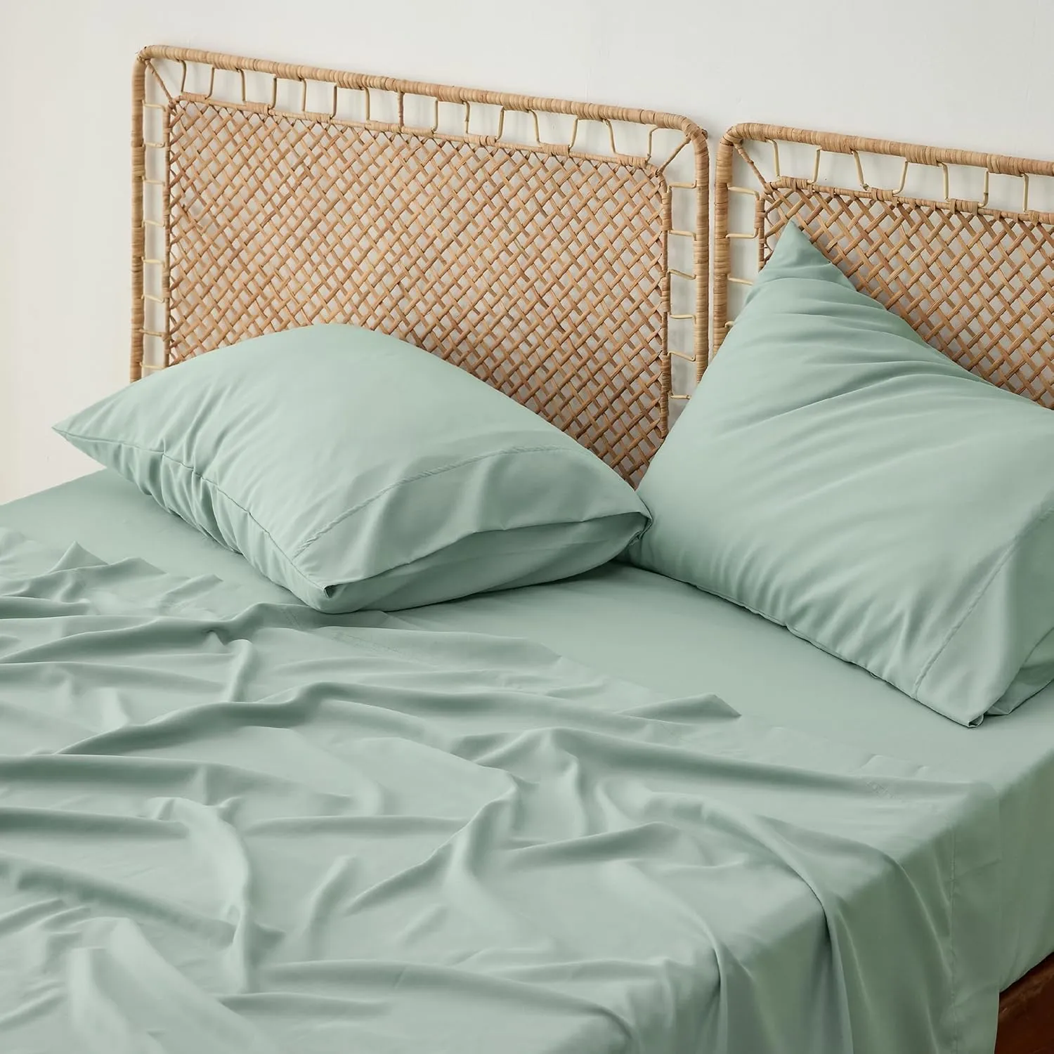 Bedsure Rayon Derived from Bamboo Cooling Sheets, Queen Sheet Set for Hot Sleepers, Hotel Luxury Deep Pocket Bedsheets Up to 16 Inches, Breathable Soft & Silky Bedding Set - Sage Green
