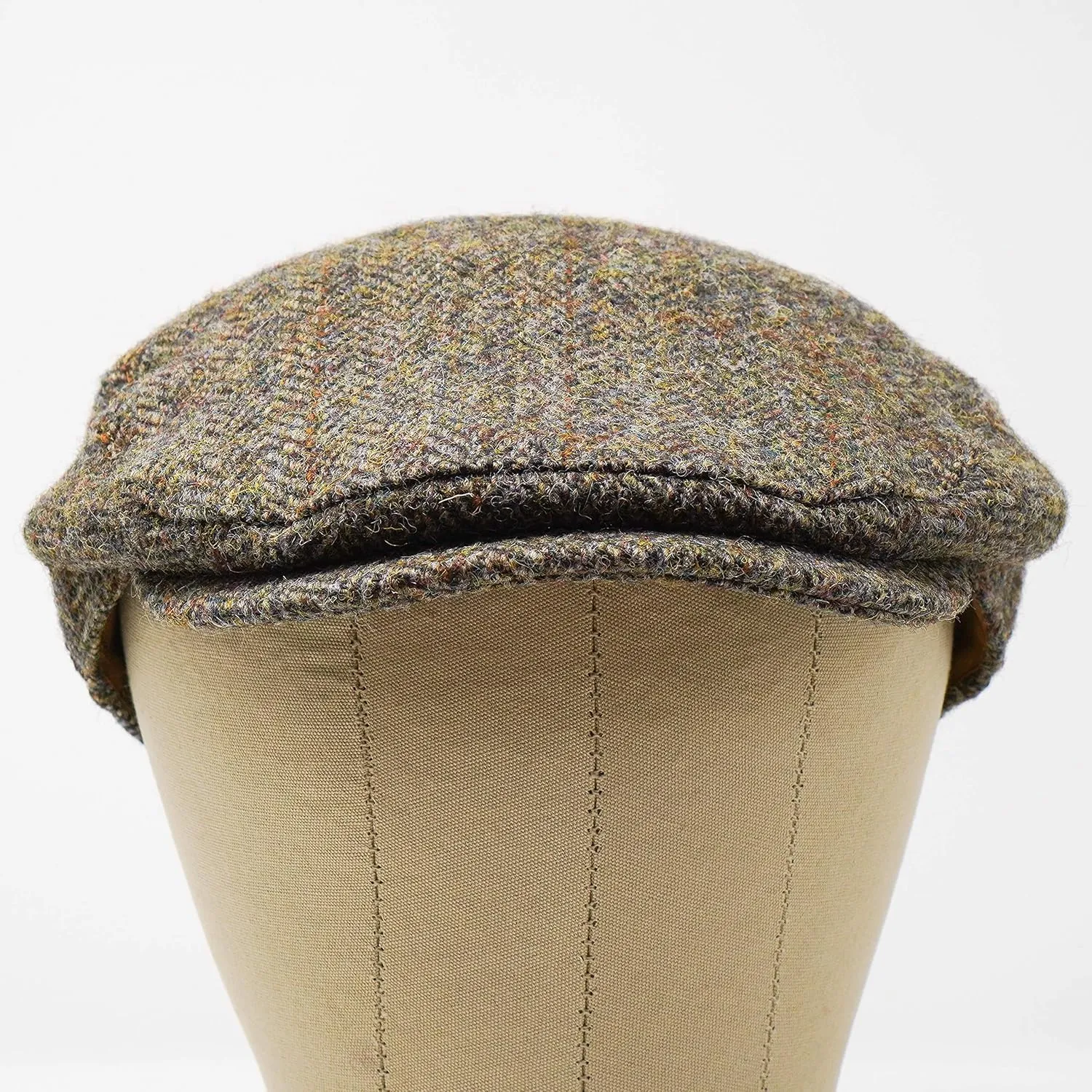 Borges & Scott Nevis Flat Cap - 100% Handwoven Wool – Harris Tweed – Water Resistant