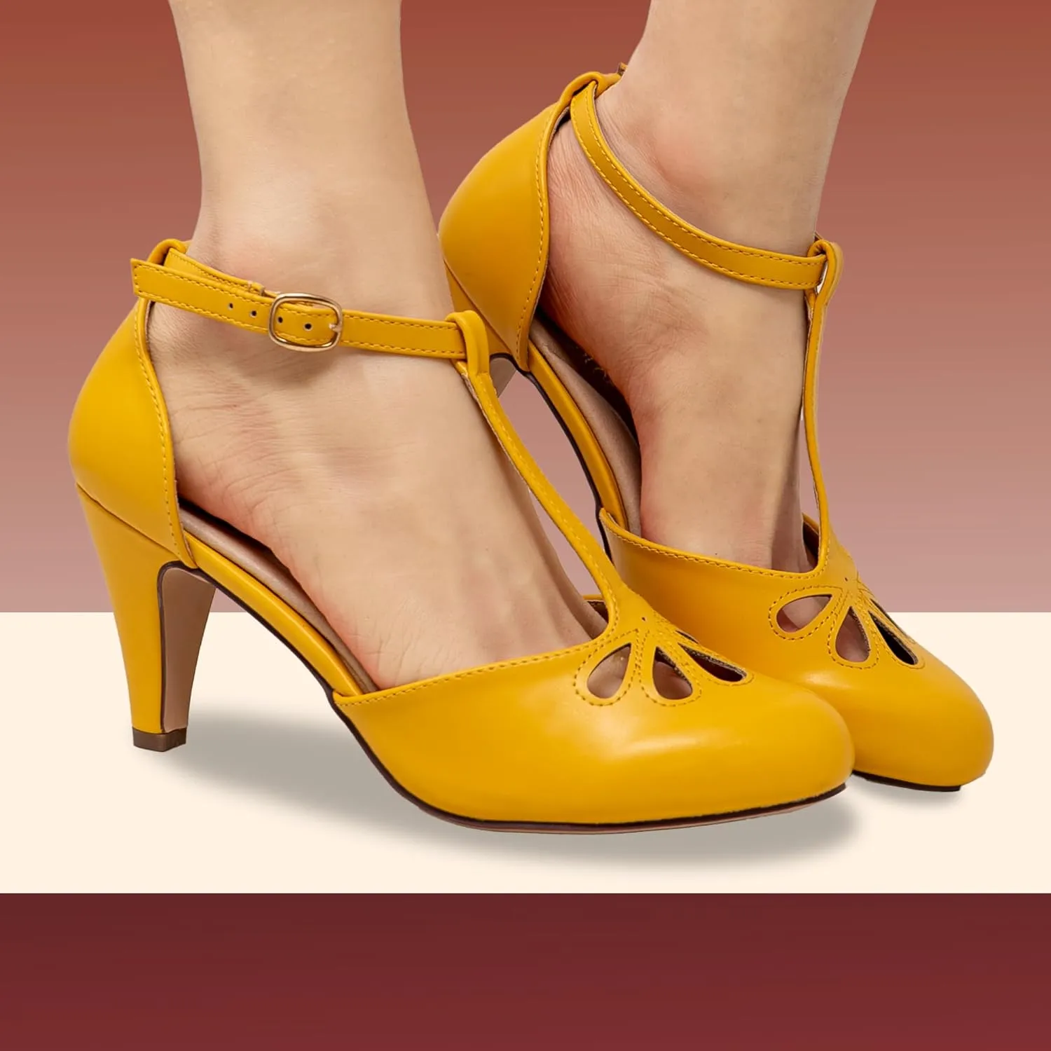 Chase & Chloe Women Mary Jane Oxford Pumps - Cute Low Kitten Heels - Retro Round Toe Shoe with Ankle Strap