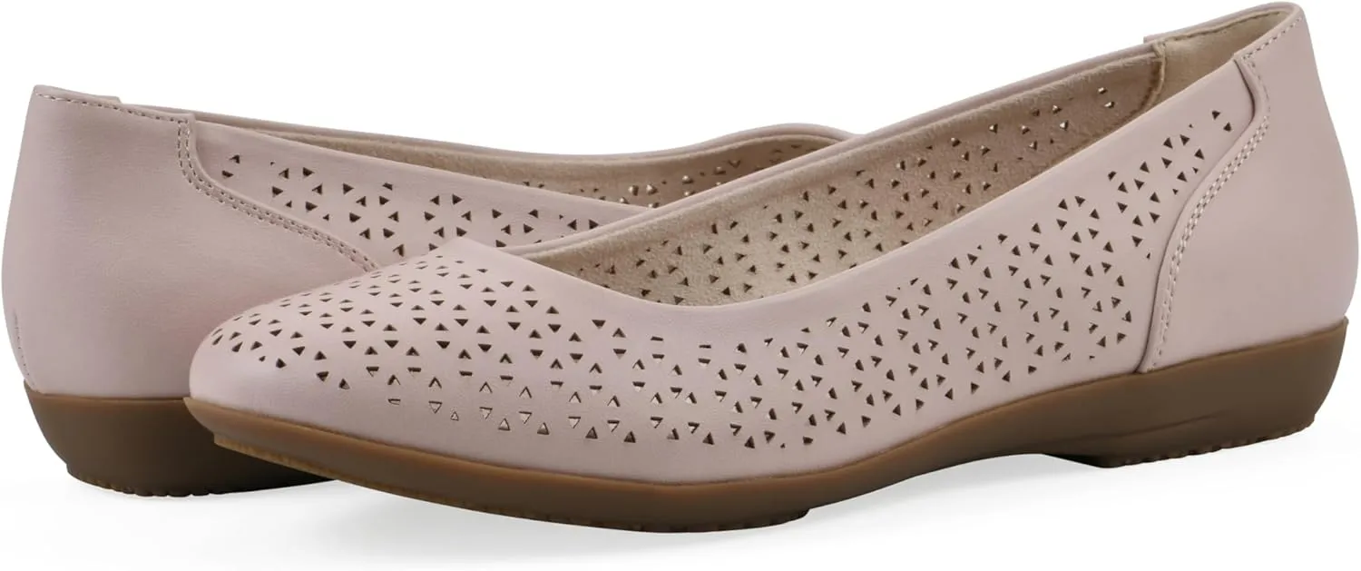 CLIFFS BY WHITE MOUNTAIN Women's Cindy Cushioned Ballet Flat