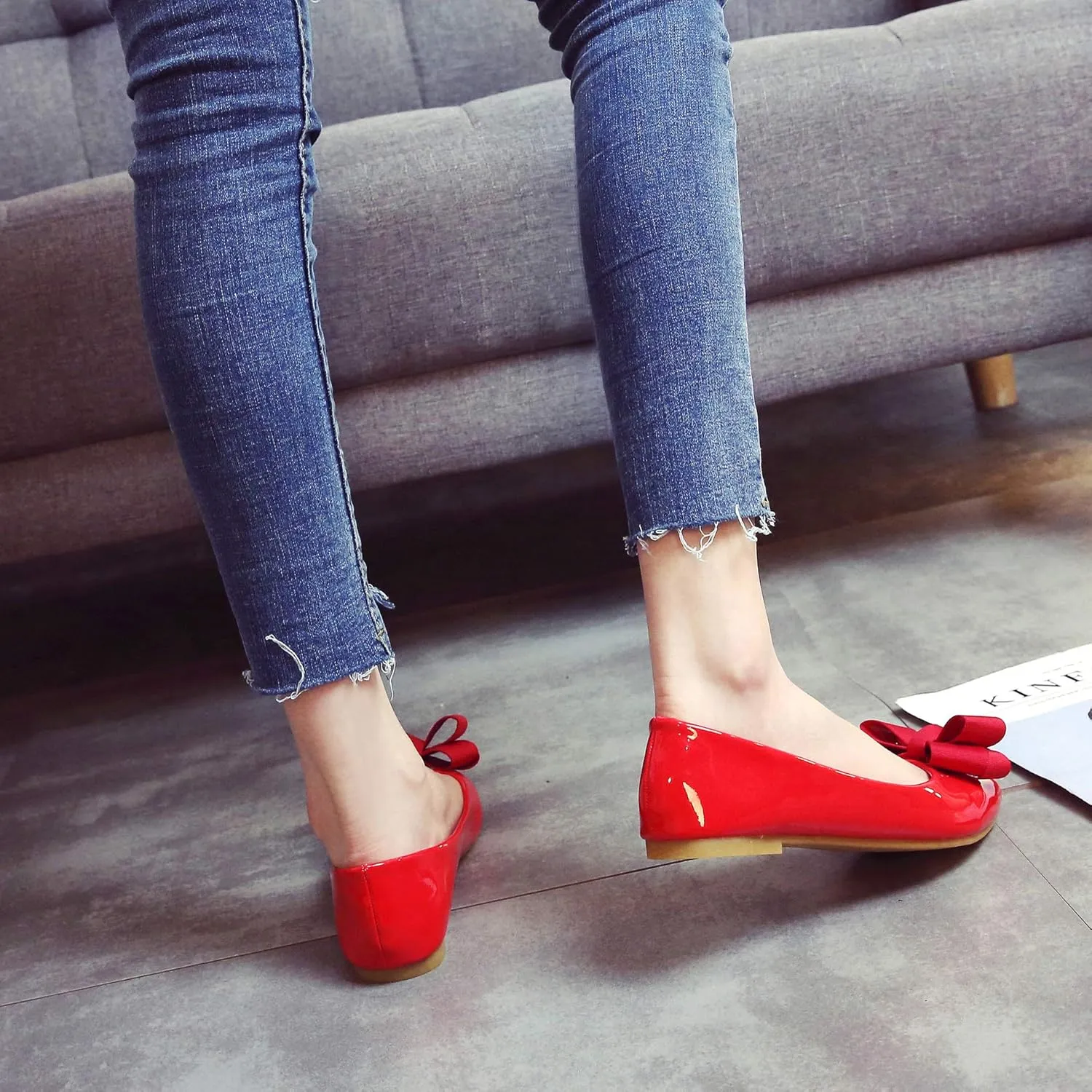 Dear Time Women's Patent Leather Ballet Flat with Bow Comfortable Pointy Slip-on Loafers