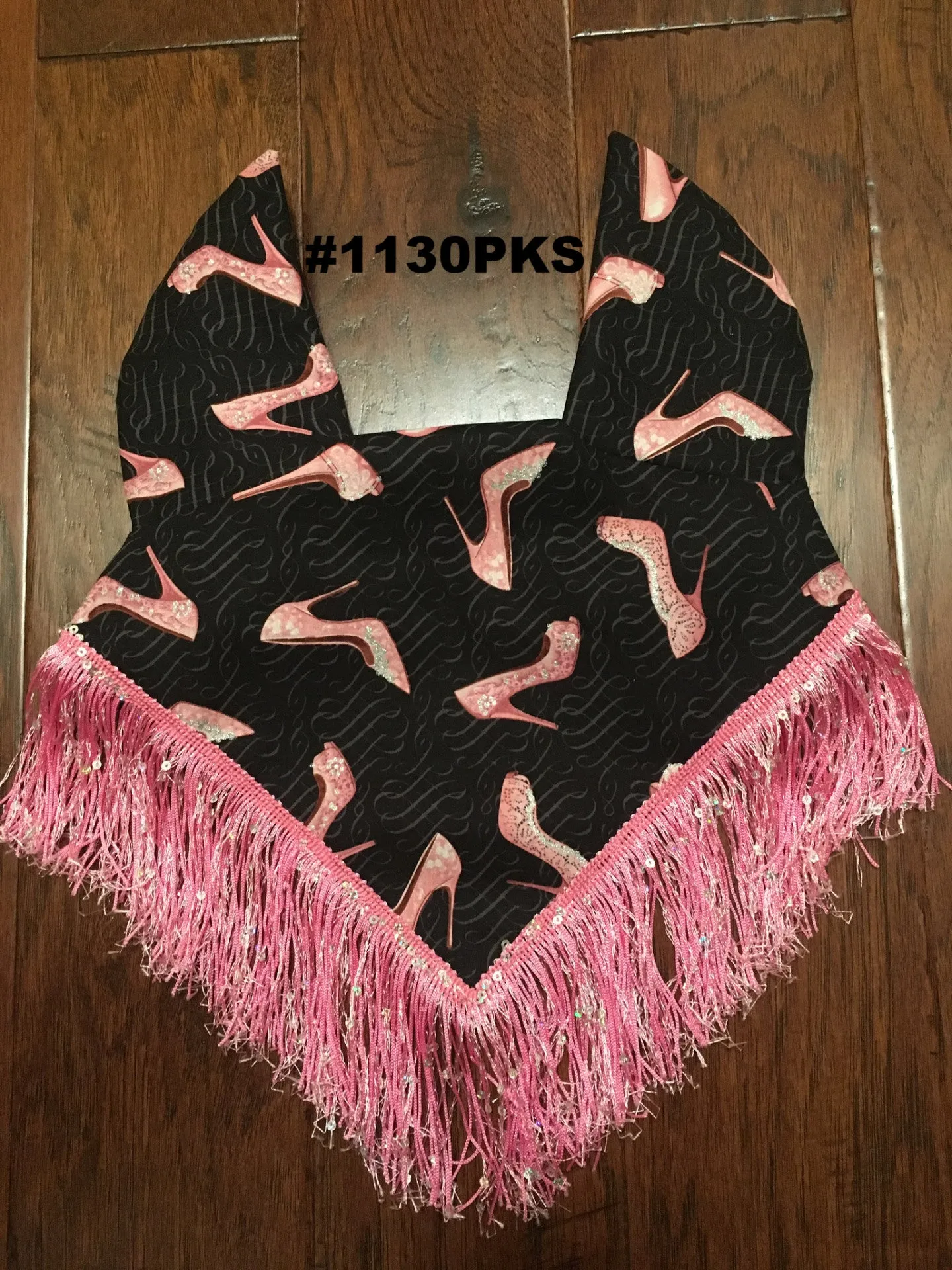 Embellished Mule size Bonnets