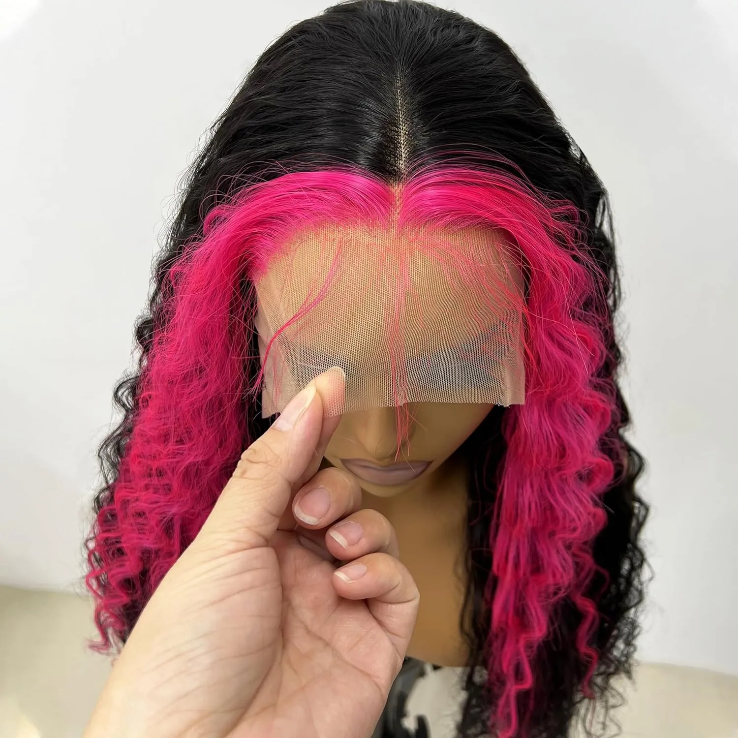 GIANNAY Hot Pink Streak Wigs Pink and Black Lace Front Wigs Curly Synthetic Wig for Women 24-26 Inch