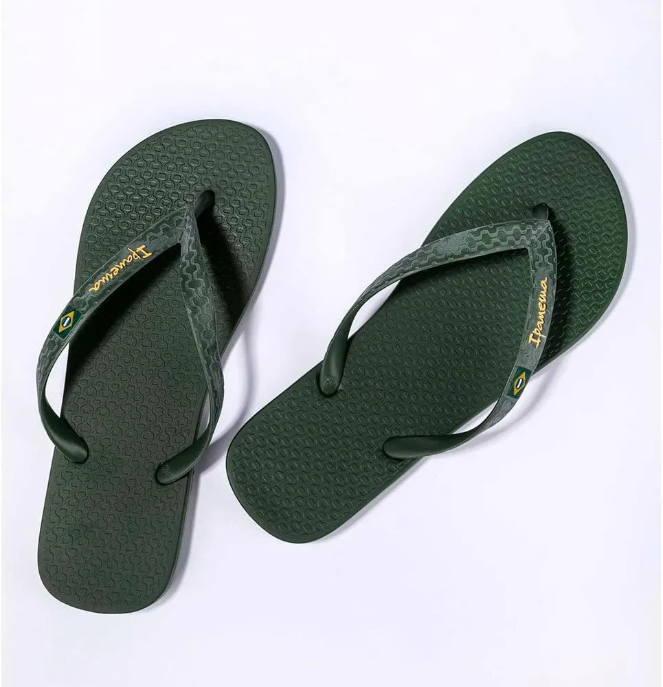Ipanema Women's Standard Style Name Flip-Flop