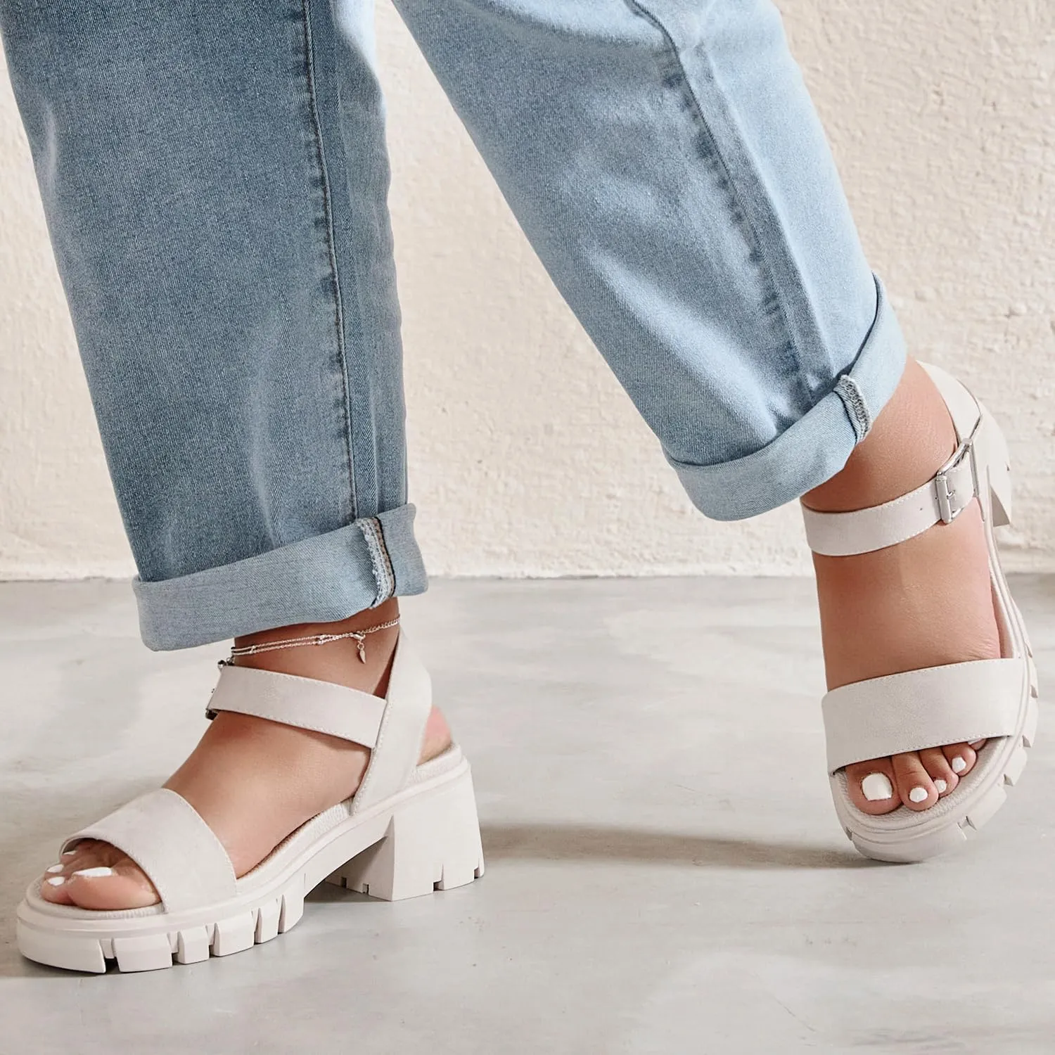 Luoika Women's Wide Width Pump Heel Sandals, Fashion Plateform Block Heel Open Toe Sandal with Adjustable Ankle Strap Women's Casual Summer Shoes.