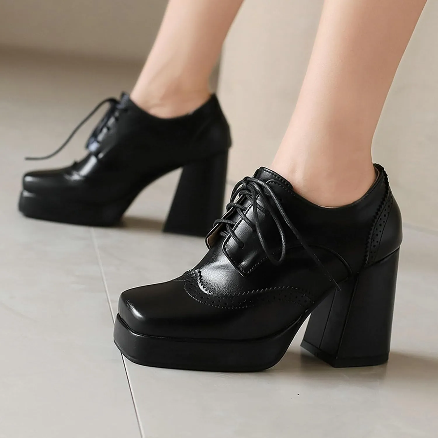 LUXMAX Women Platform Oxford Shoes Lace Upe Square Toe Wingtip Vintage Chunky Heel Saddle Shoes