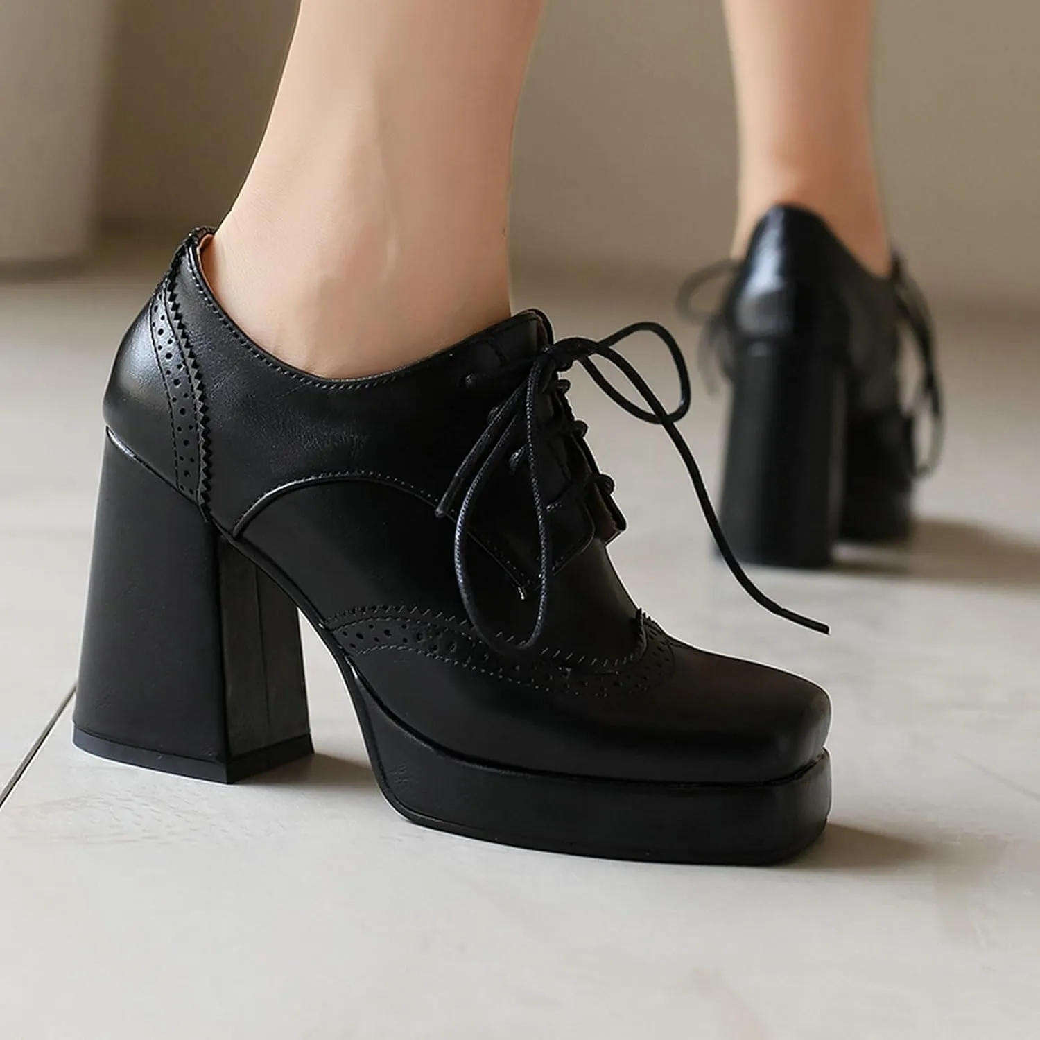 LUXMAX Women Platform Oxford Shoes Lace Upe Square Toe Wingtip Vintage Chunky Heel Saddle Shoes