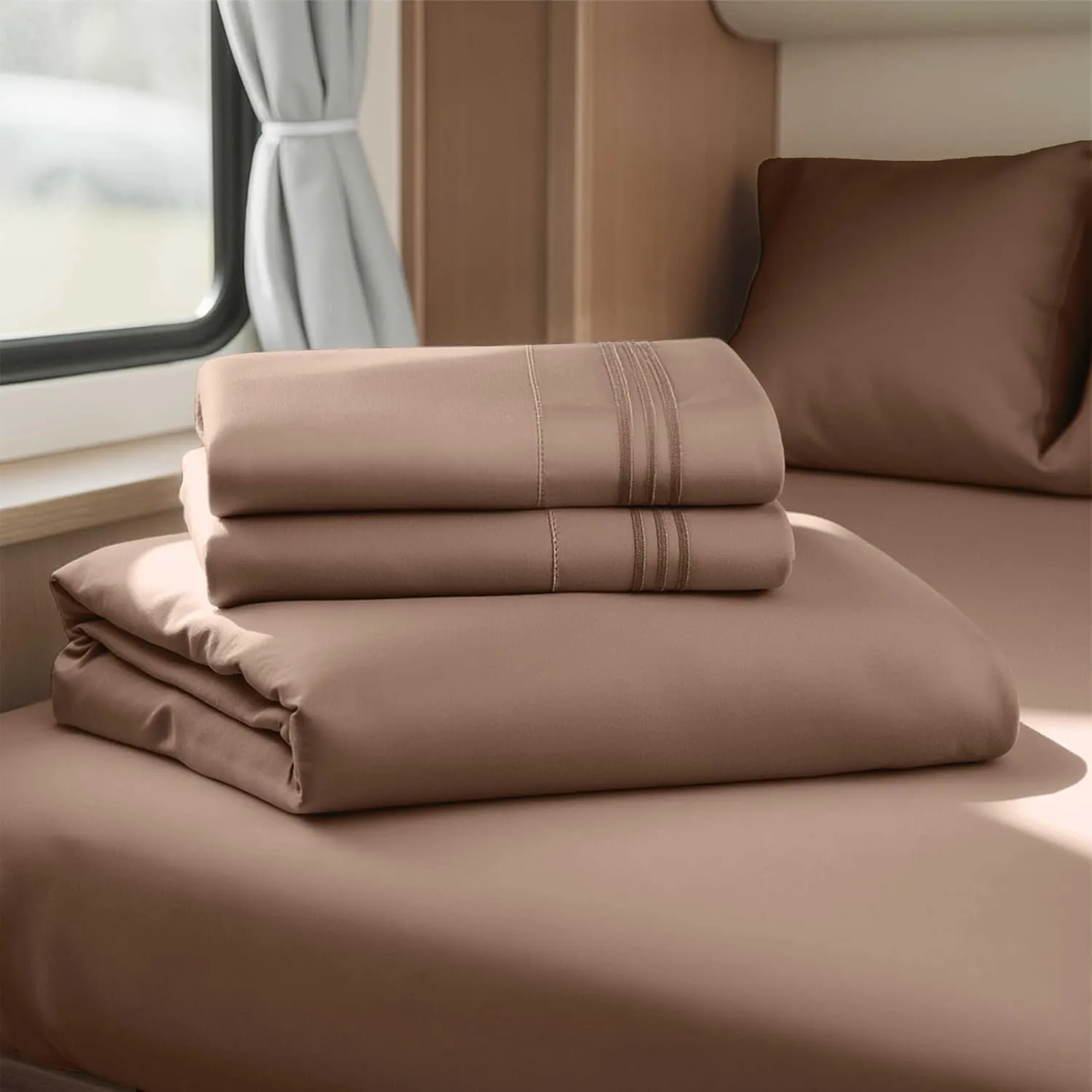 Nestl Brown RV Queen Sheets – Super Soft RV Short Queen Sheets for RV Camper, 4 Piece 1800 Microfiber Fitted RV Sheets, Double Brushed RV Bed Sheets Set, Camper Sheets and Pillowcases