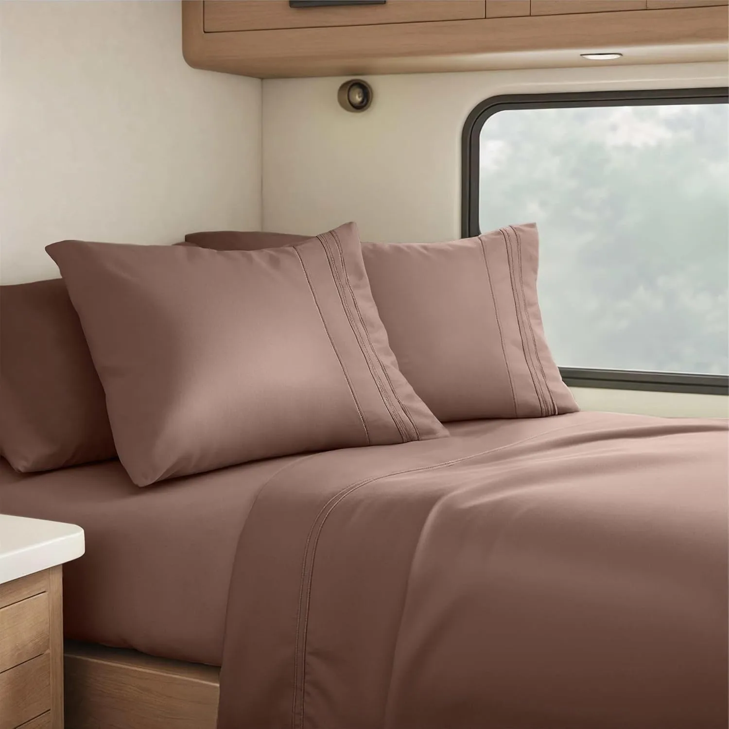 Nestl Brown RV Queen Sheets – Super Soft RV Short Queen Sheets for RV Camper, 4 Piece 1800 Microfiber Fitted RV Sheets, Double Brushed RV Bed Sheets Set, Camper Sheets and Pillowcases