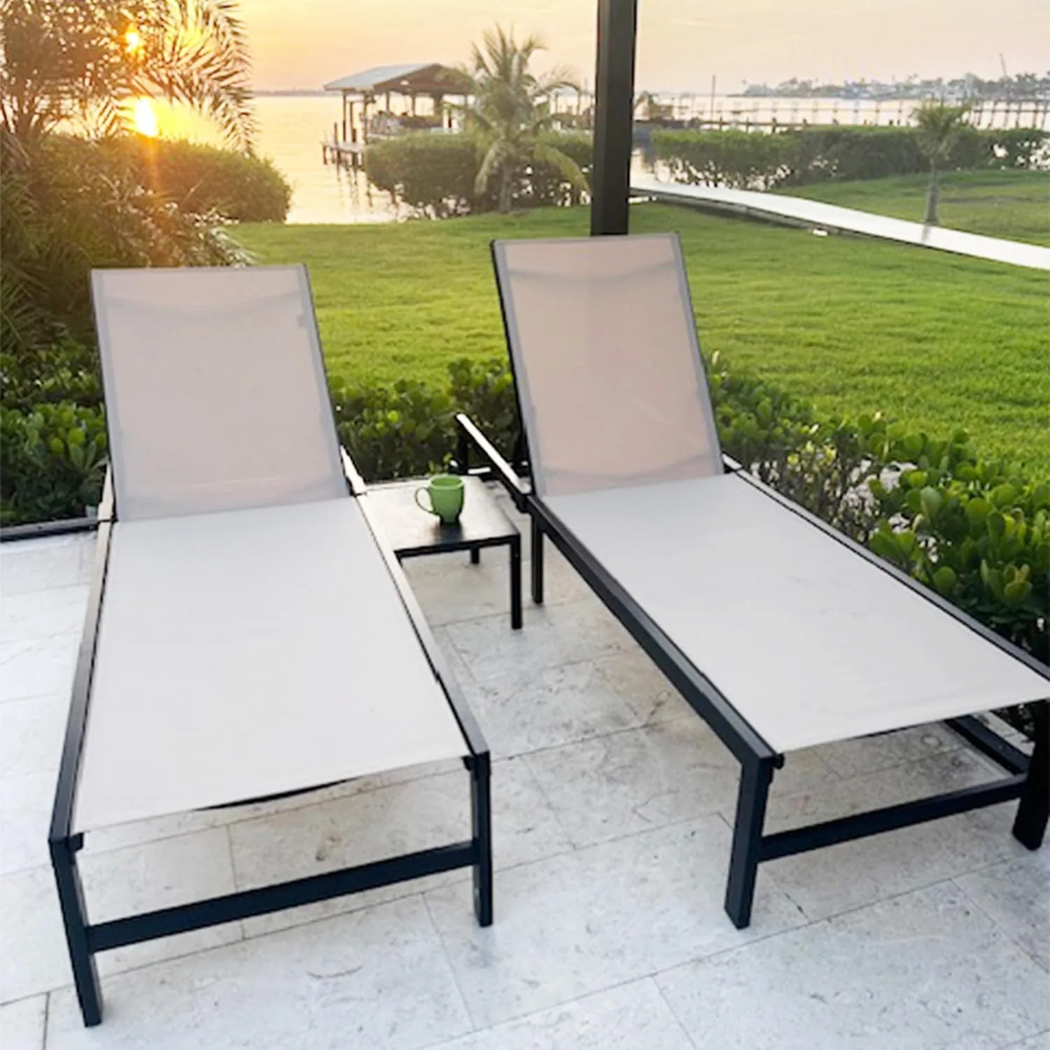 PURPLE LEAF Outdoor Chaise Lounge Chairs Set Recliner Adjustable Chair with Wheels and Table for Poolside Beach Patio Aluminum Reclining Sunbathing Lounger, Beige