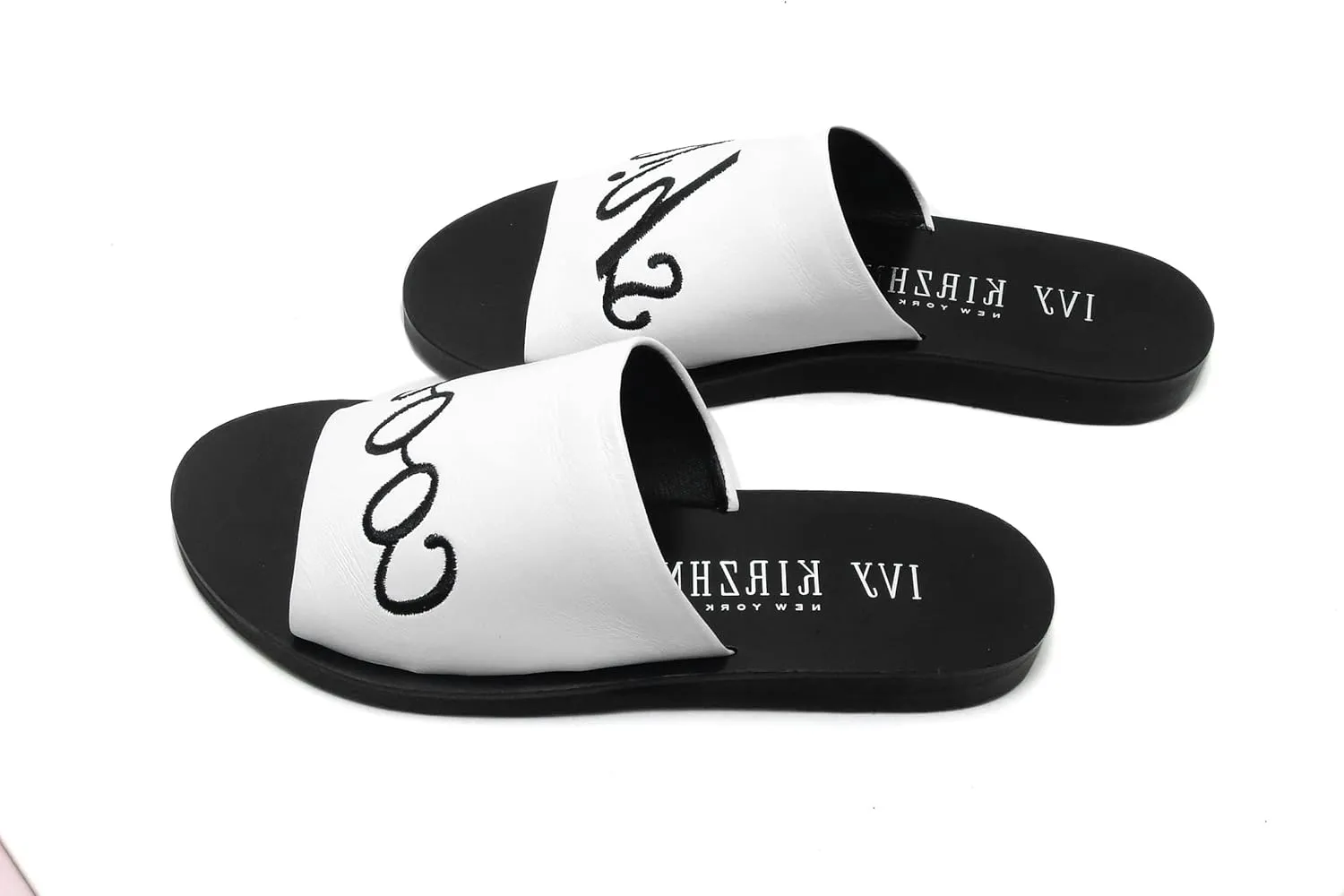 Quotes White & Black Cool Flat Open Toe Slide Mules Slip On Sandals