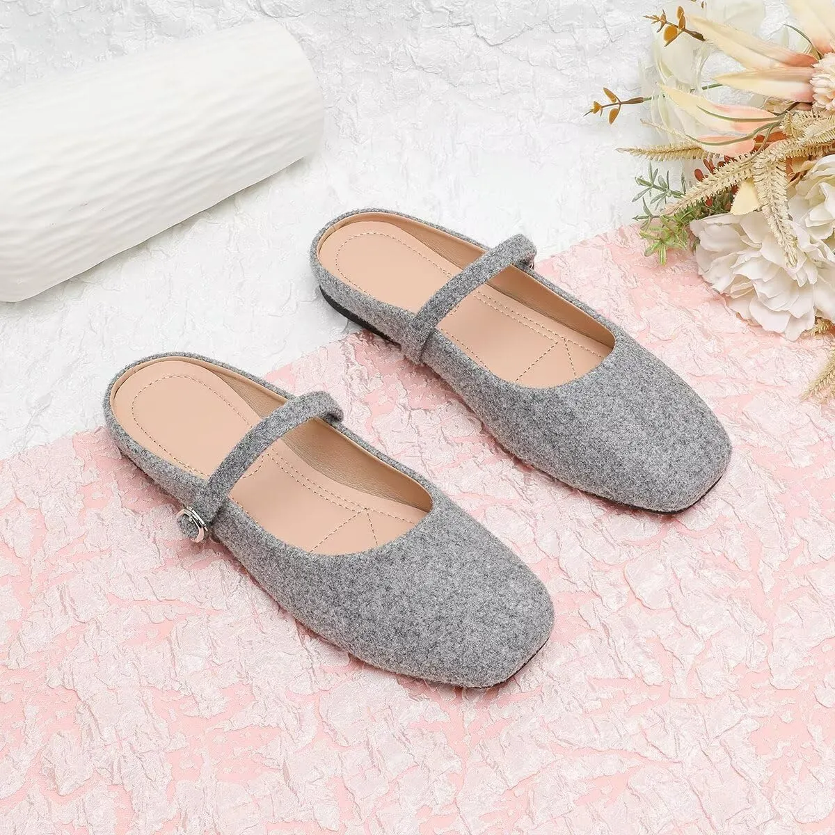TN TANGNEST Women's Mary Jane Shoes Mules for Women Flats Retro One Line Strap Flats Cute Square Toe Backless Flat Mules