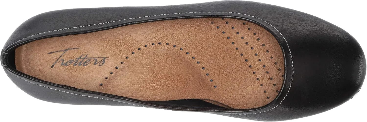 Trotters Women's Darcey Ballet Flat