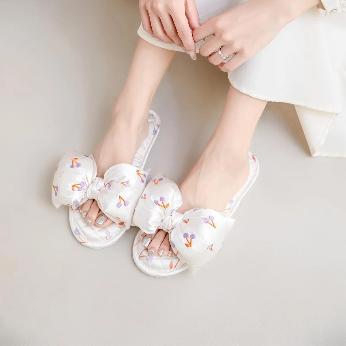 Women's House Slippers With Cherry Embroidery Sandals Cute Bow Flat Slippers For Home Bedroom Indoor Party Travel Use