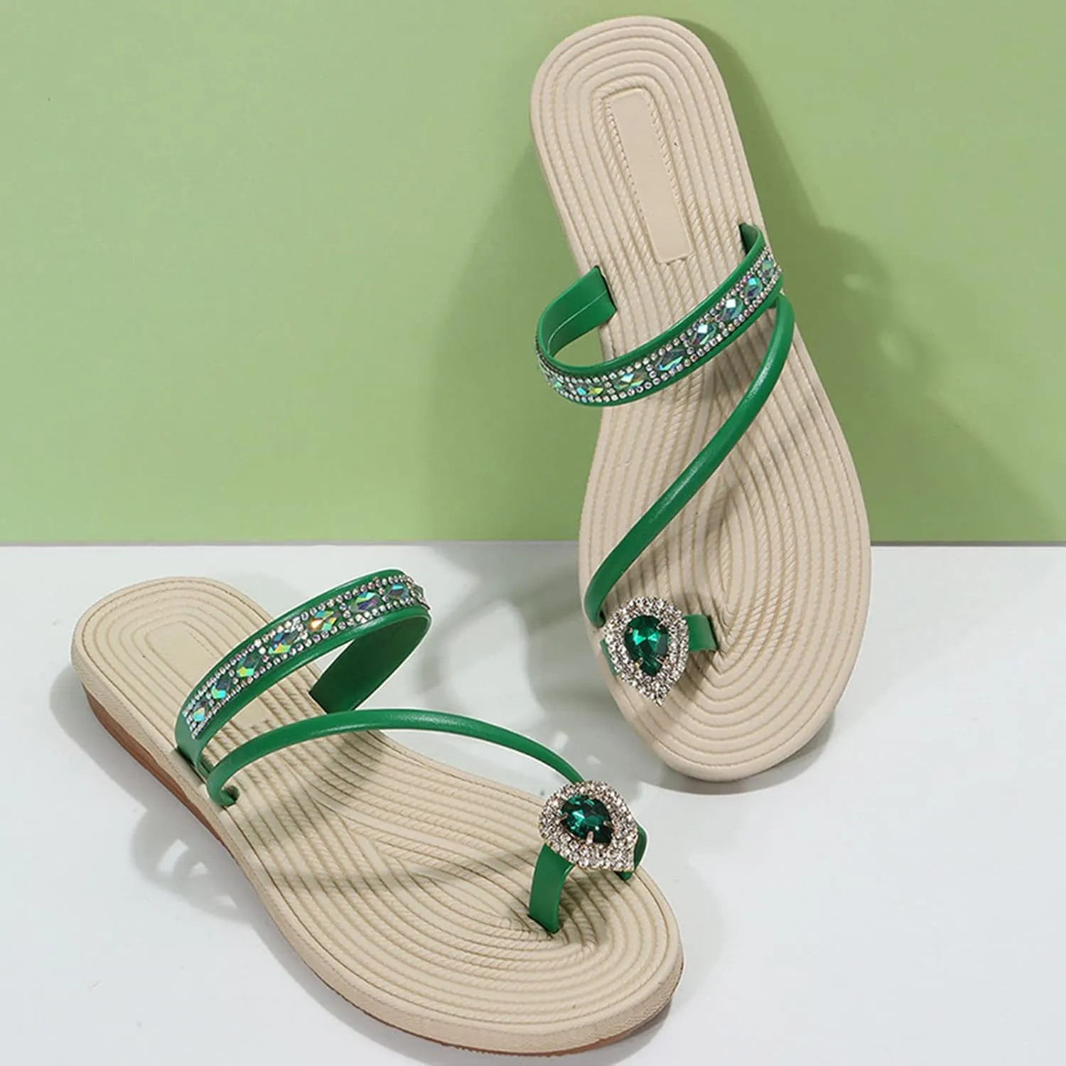 Women's Slide Sandals Ladies Fashion Summer Solid Color Leather Rhinestone Toe Straw Woven Flat Slippers