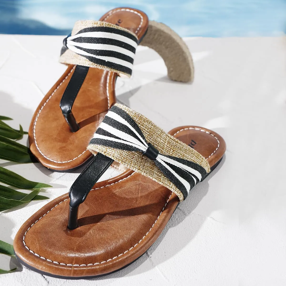 Womens Square Toe Thongs Flat Sandals Slip On Slippers Metal Hardware Decoration Flip Flops Summer Dressy Shoes
