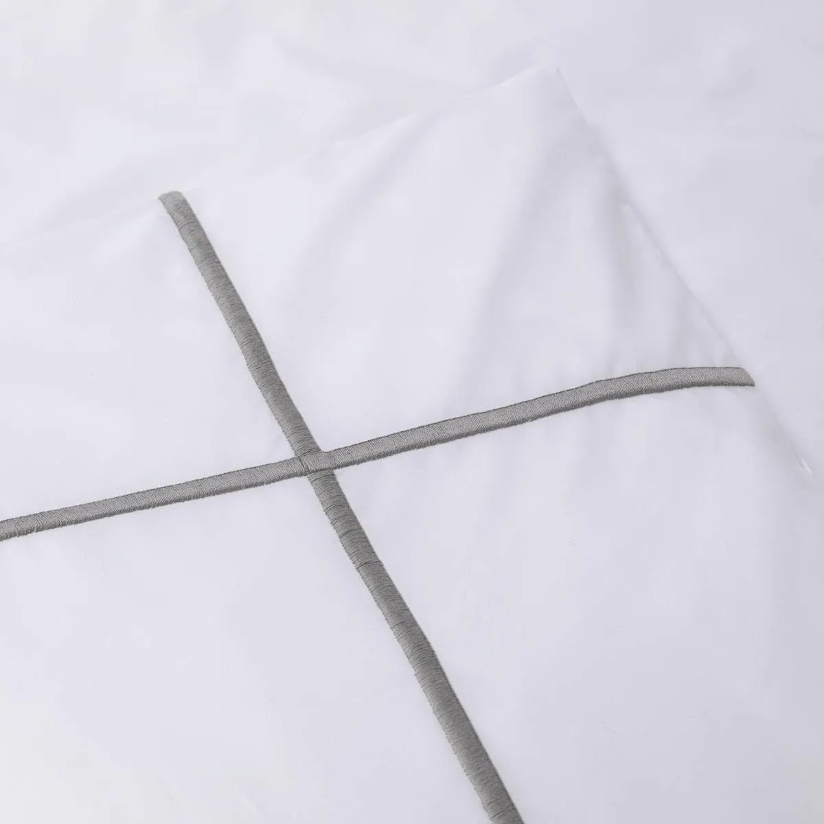 Yves Delorme Athéna Platine (Platinum Grey) King 110 x 94 in Duvet Cover Extra Soft and Cooling Luxury Sheets, 100% Natural Organic Cotton - Breathable and Durable