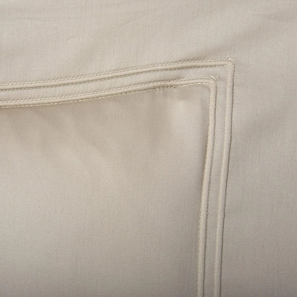 Yves Delorme Triomphe Silver (Light Grey) King 21 x 37 in Sham - Extra Soft and Warm Luxury Sheets, 100% Natural Organic French Bed Linens - Breathable and Durable